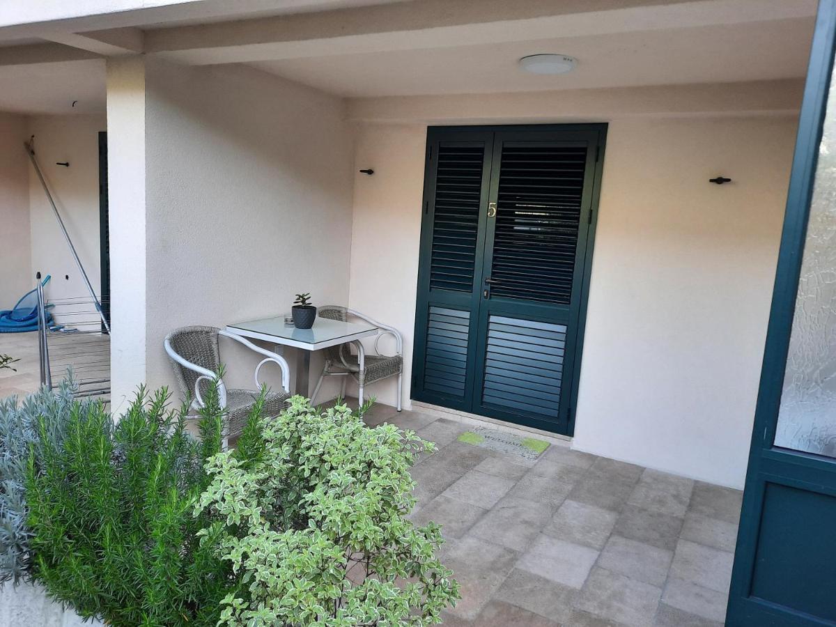 קוטור Square Point Apartments מראה חיצוני תמונה